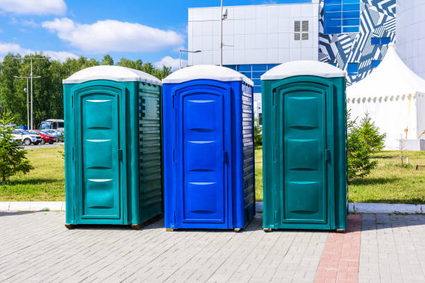 Best Portable Toilet Rental for Emergency Services  in Newburg, WI